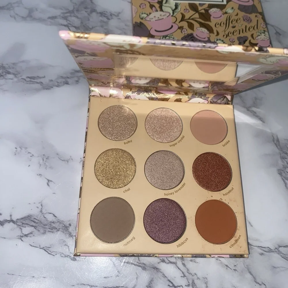 Winky Lux Latte Kitten Eyeshadow Palette 9 Shades Coffee Scented‎ NIB
